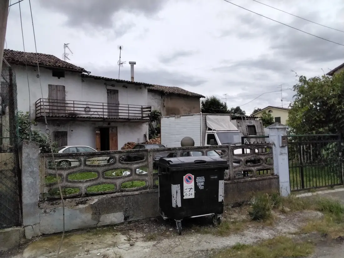 Abitazione Di Tipo Civile · Castelnovo di Sotto