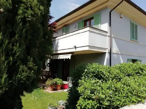 Abitazione In Villini all'asta a Foligno (PG)