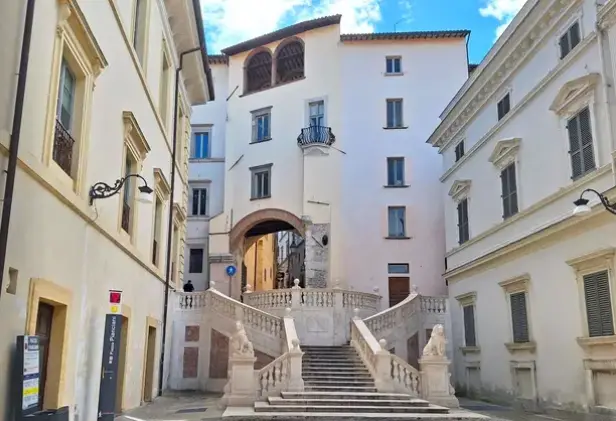 Uffici E Studi Privati · Spoleto