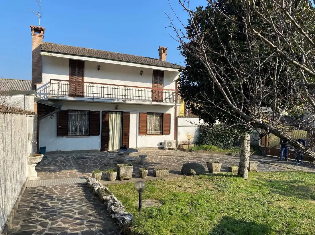 Villa · San Bassano