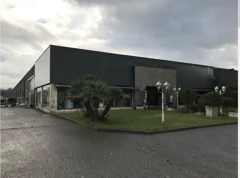 Fabbricati Costruiti Per Esigenze Commerciali all'asta a Casciana Terme Lari (PI)