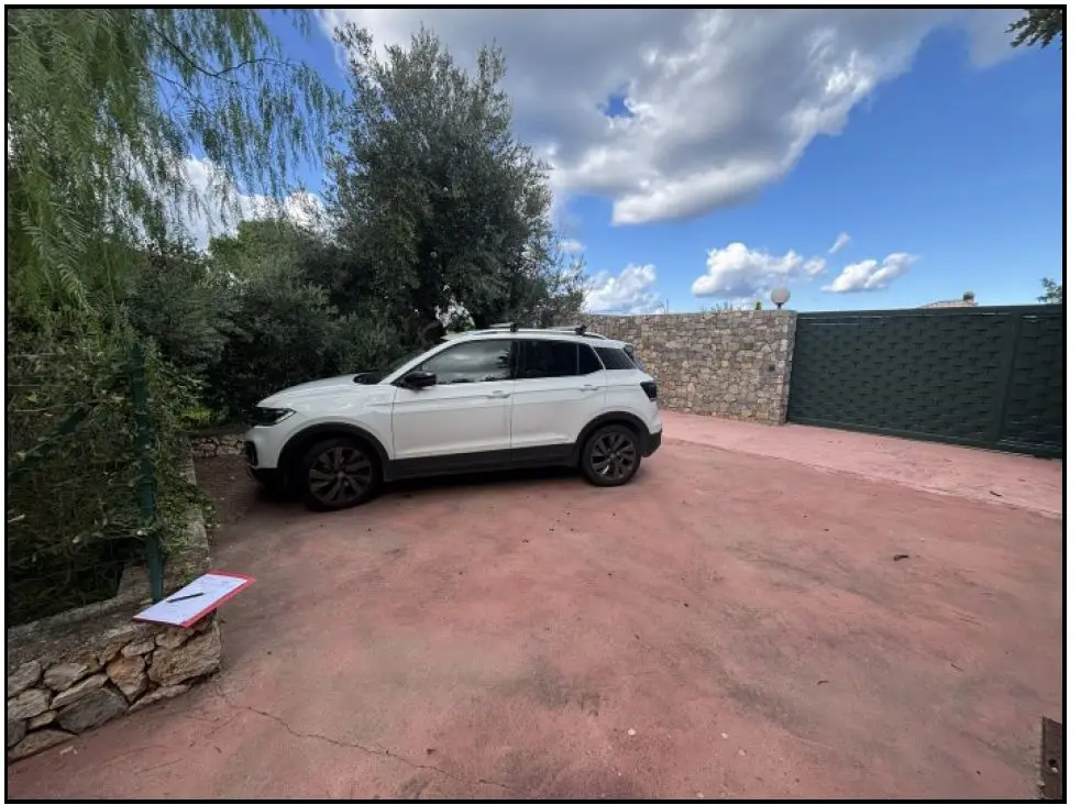 Posto Auto · Terrasini
