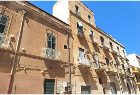 Abitazione Di Tipo Popolare · Trapani