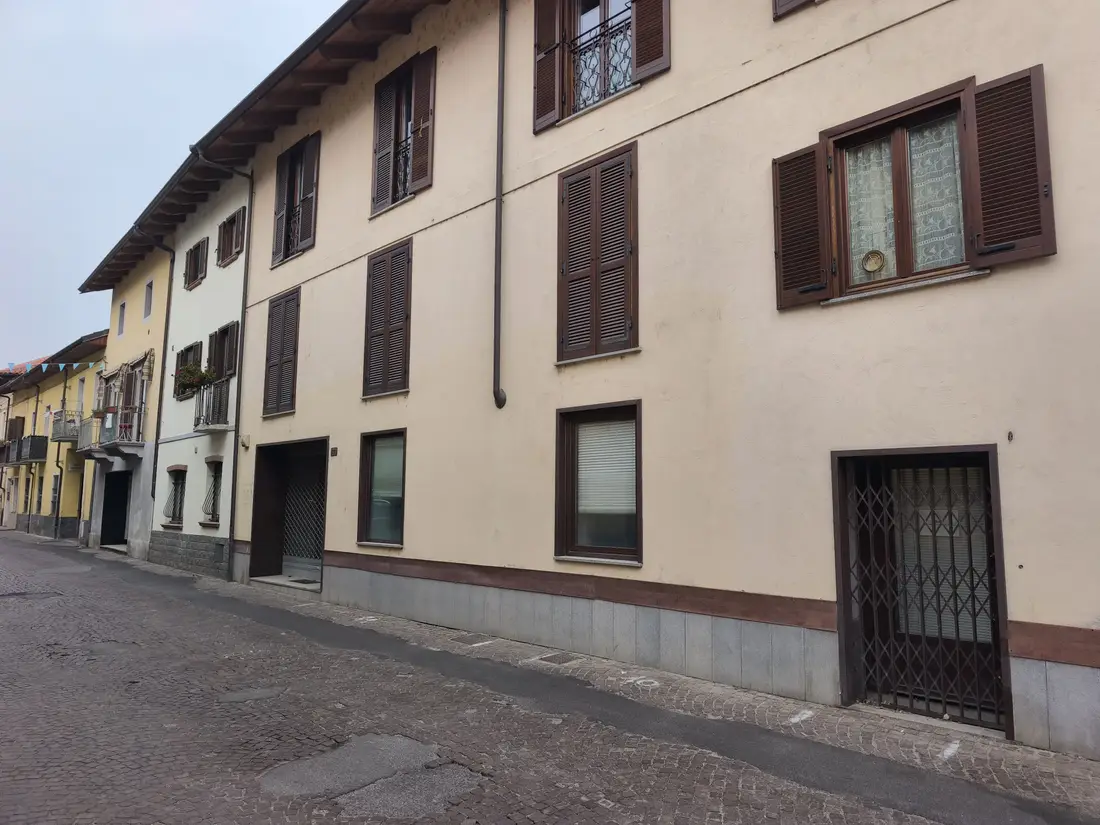 Fabbricati Costruiti Per Esigenze Commerciali · Sant'Antonino di Susa