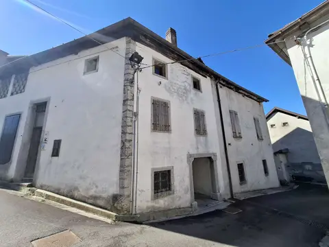 Laboratorio Artigiano all'asta a Lauco (UD)