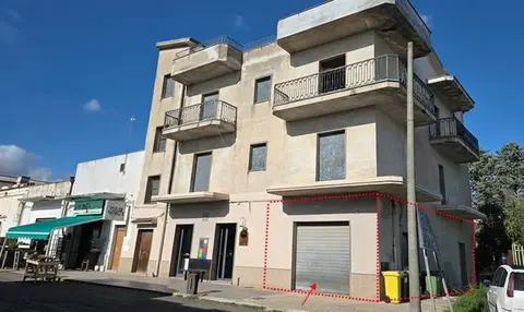 Magazzini E Locali Di Deposito all'asta a Pisticci (MT)