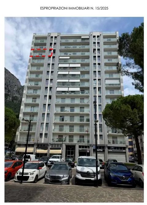 Abitazione Di Tipo Civile all'asta a Lecco (LC)