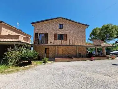 Abitazione Di Tipo Civile · Montegranaro