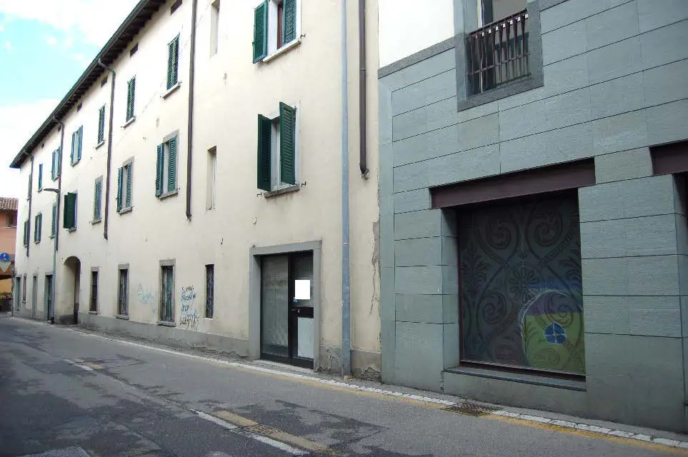 Negozi, Botteghe · Seriate