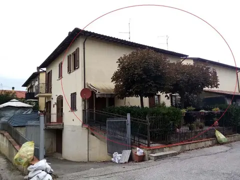 Abitazione Di Tipo Civile all'asta a Arezzo (AR)