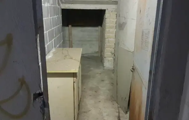 Magazzini E Locali Di Deposito · Roma