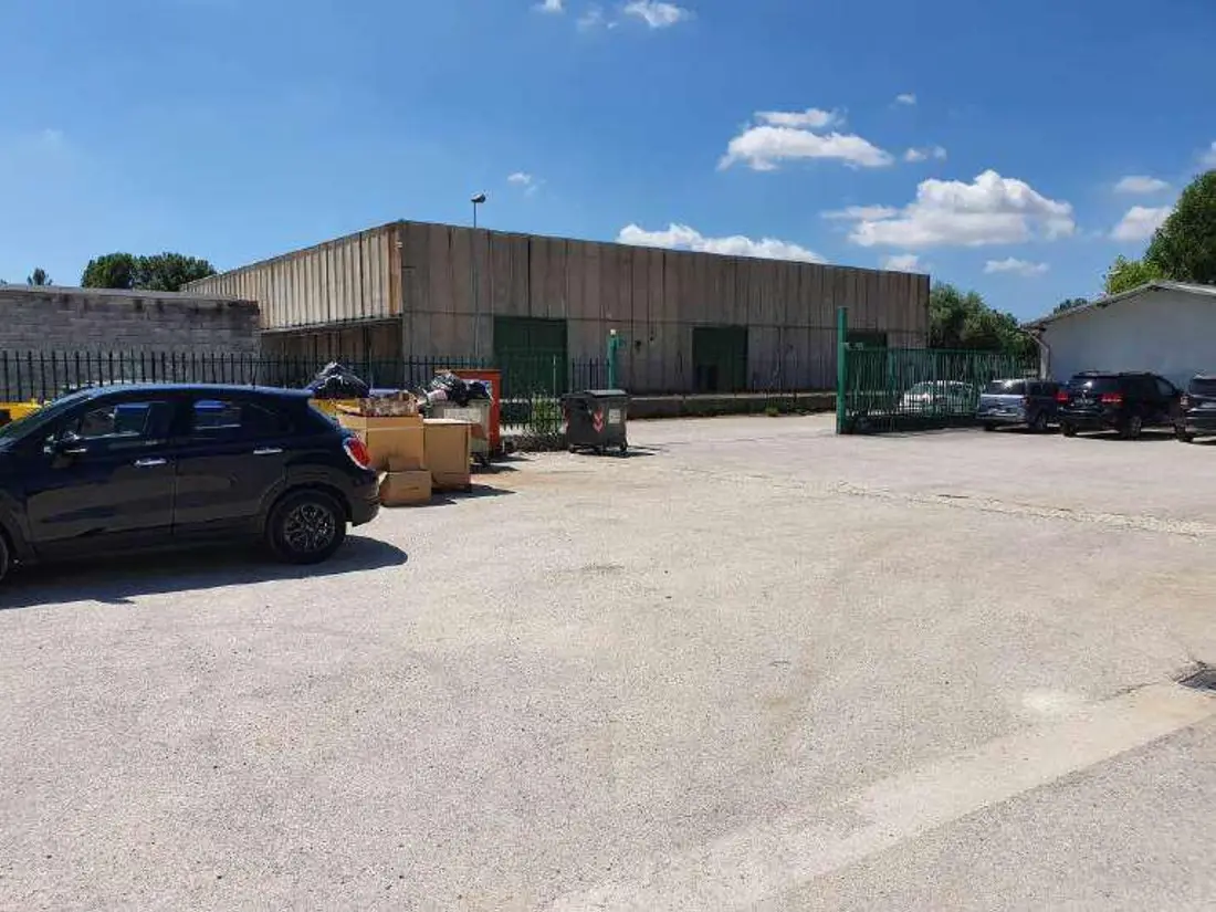 Fabbricati Costruiti Per Esigenze Industriali · Bevagna