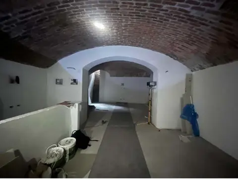 Cantina all'asta a Seregno (MB)