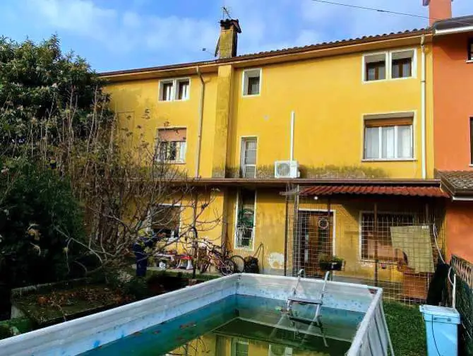 Abitazione Di Tipo Economico · Fiume Veneto