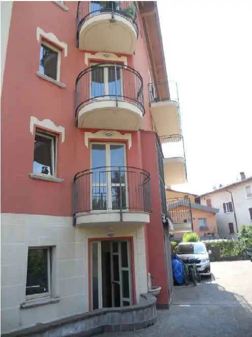 Abitazione Di Tipo Civile · Toscolano-Maderno