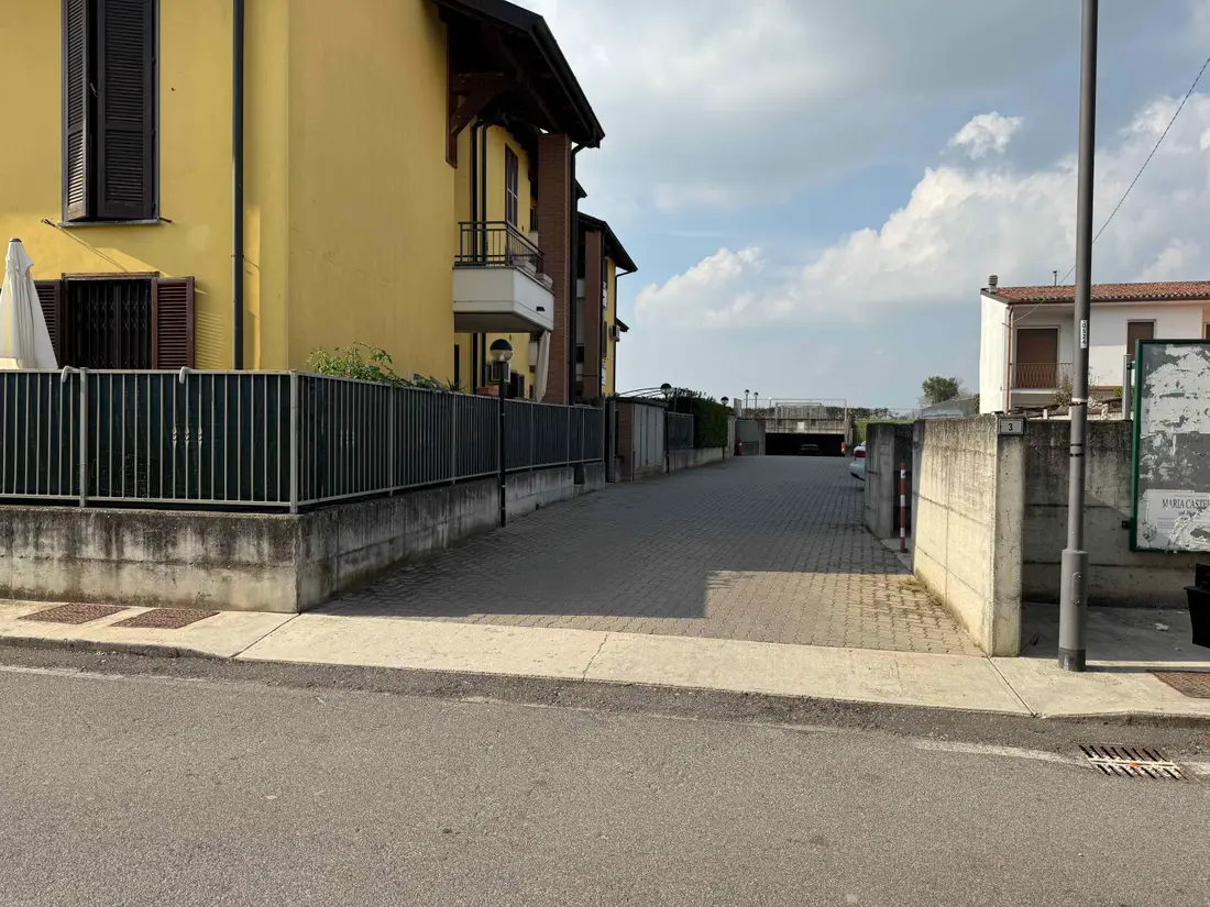 Garage O Autorimessa · Villanterio