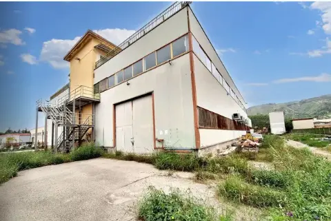 Fabbricati Costruiti Per Esigenze Industriali · Settingiano