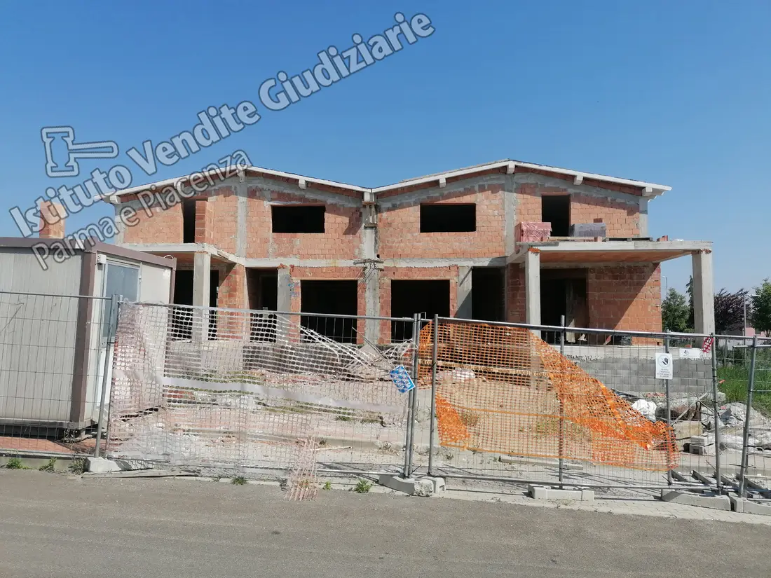 Fabbricato In Corso Di Costruzione · Sala Baganza