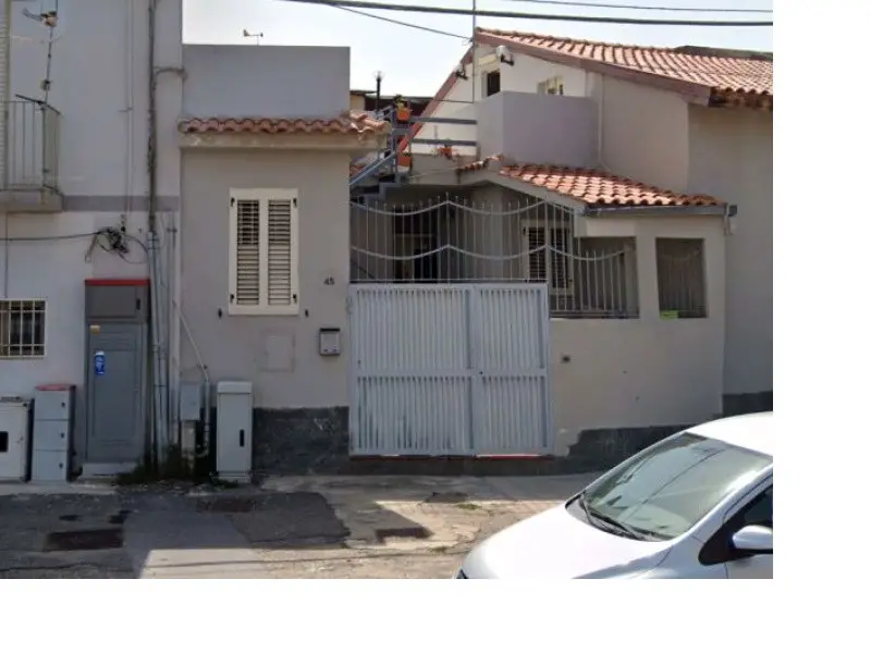 Abitazione Di Tipo Civile · Messina
