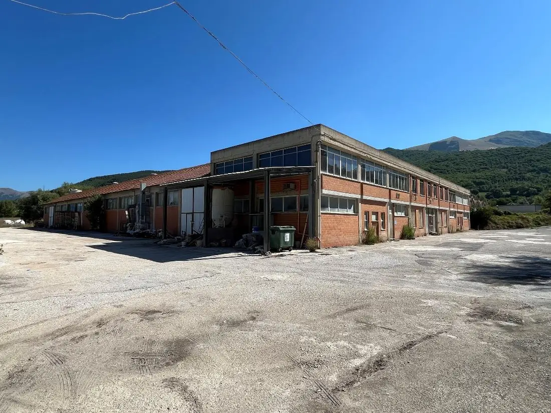 Fabbricati Costruiti Per Esigenze Industriali · Gualdo Tadino