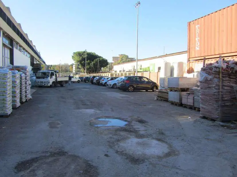 Fabbricati Costruiti Per Esigenze Commerciali · Cagliari