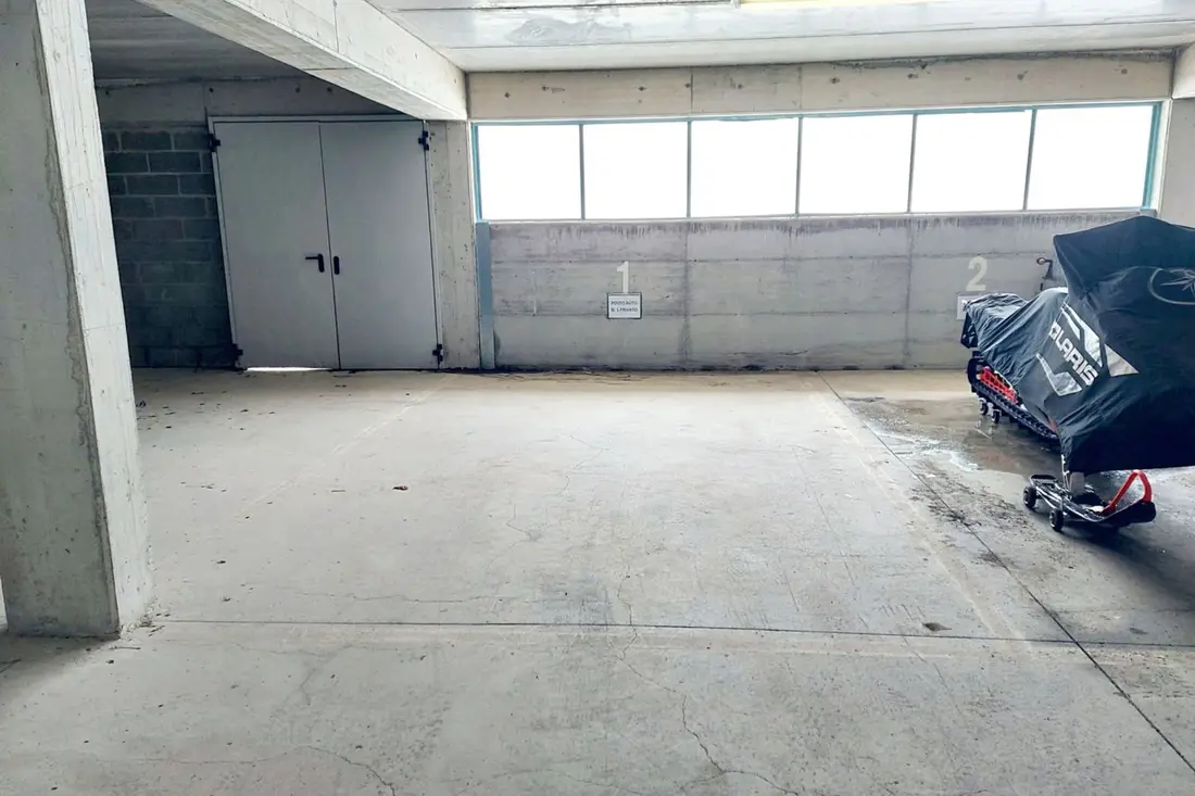 Posto Auto · Campodolcino