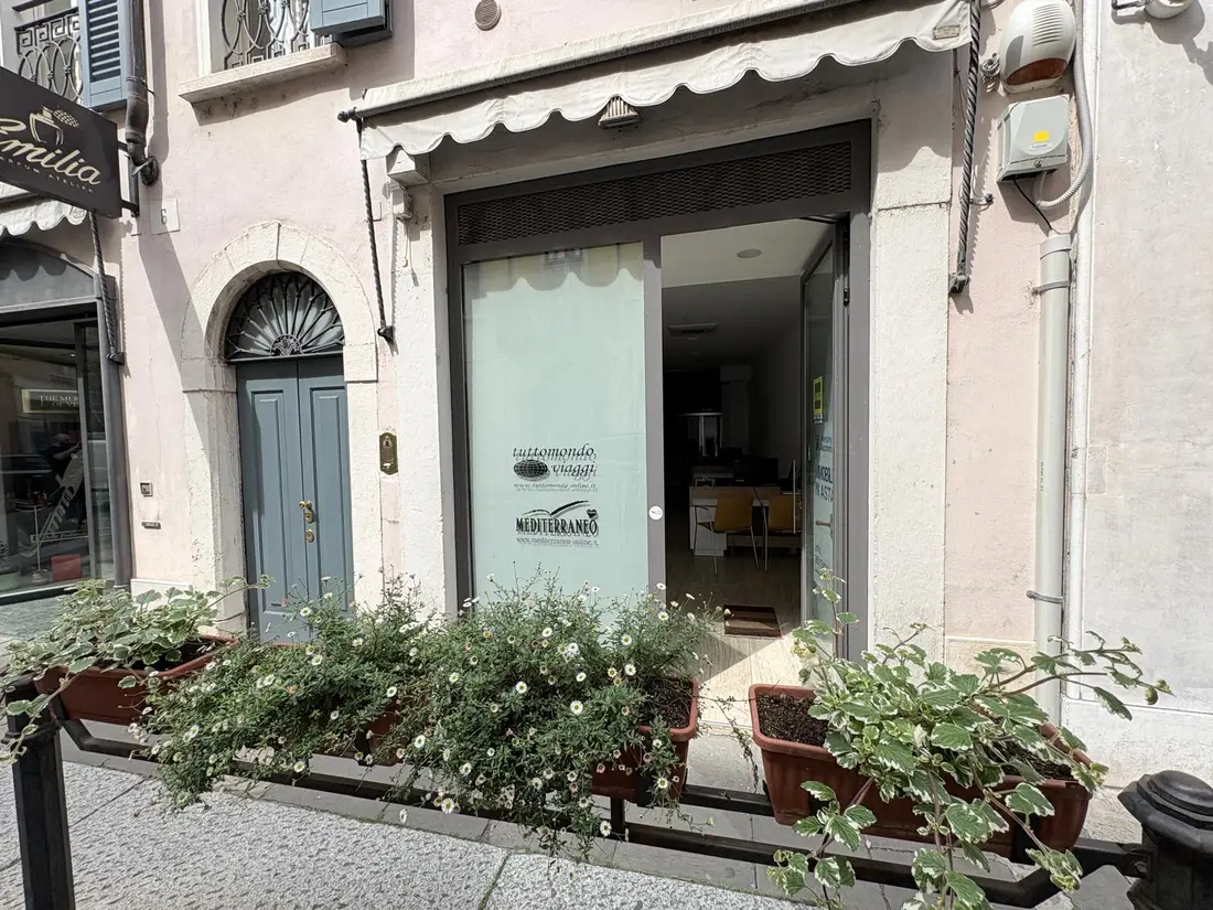 Negozio · Brescia