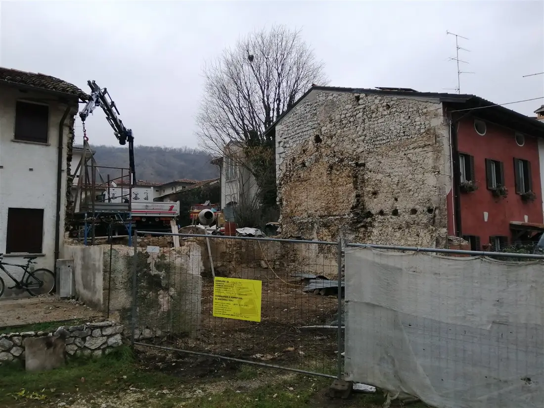 Lotto Edificabile · Caneva