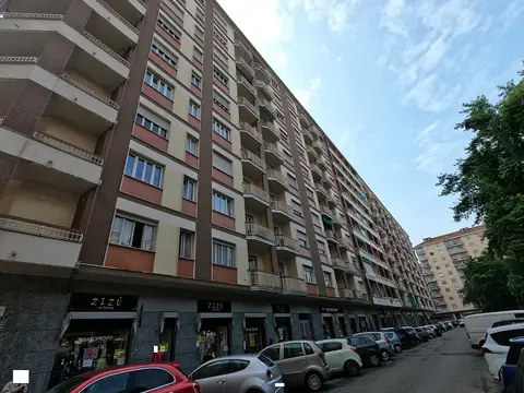 Abitazione Di Tipo Civile all'asta a Torino (TO)