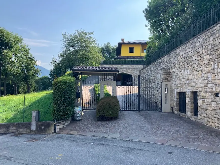 Abitazione In Ville · Pradalunga