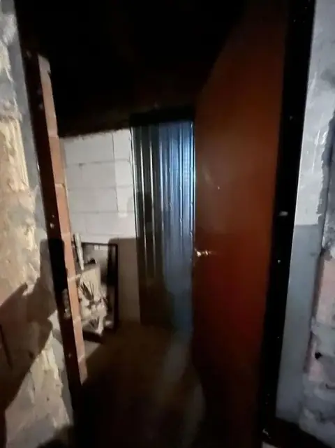 Deposito all'asta a Cappelle sul Tavo (PE)
