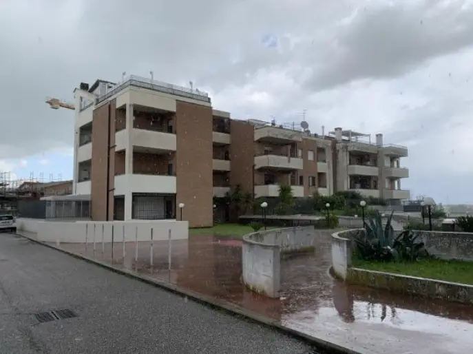 Abitazione Di Tipo Civile · Roma