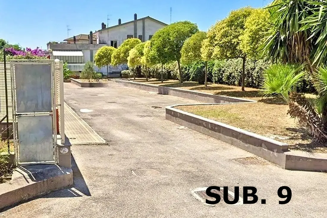 Posto Auto · Anzio