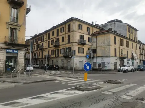 Abitazione Di Tipo Economico all'asta a Torino (TO)