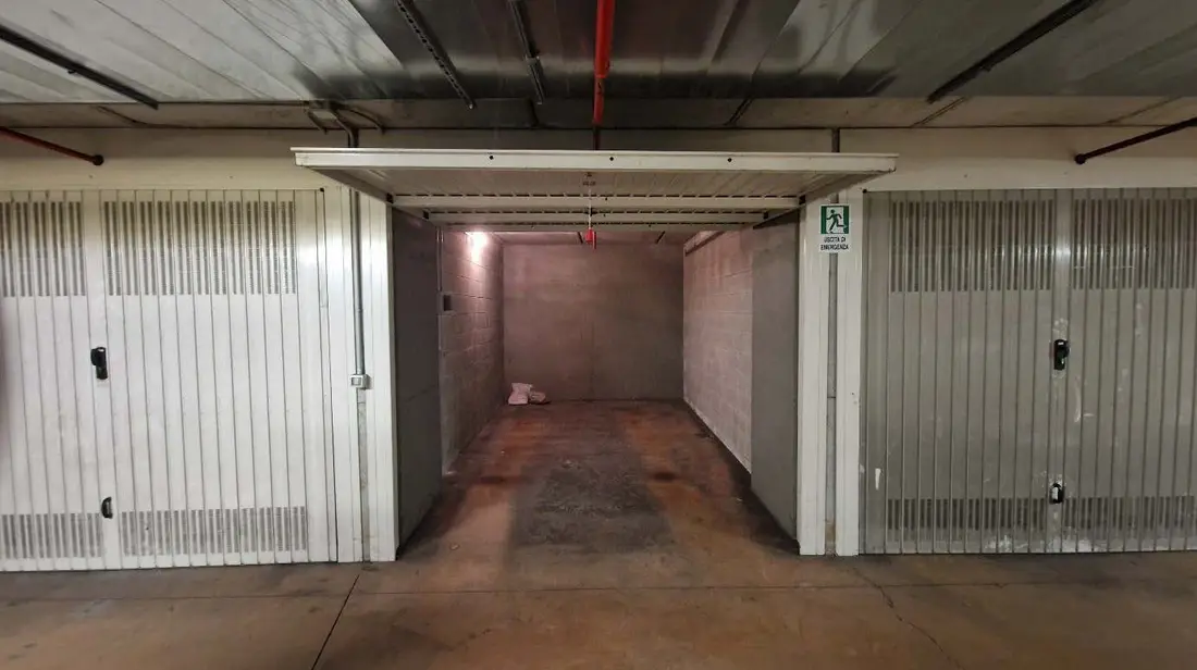 Garage O Autorimessa · Torino