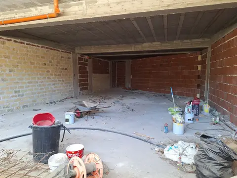 Magazzini E Locali Di Deposito all'asta a Misilmeri (PA)