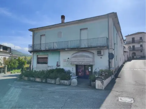 Negozi, Botteghe all'asta a Colfelice (FR)