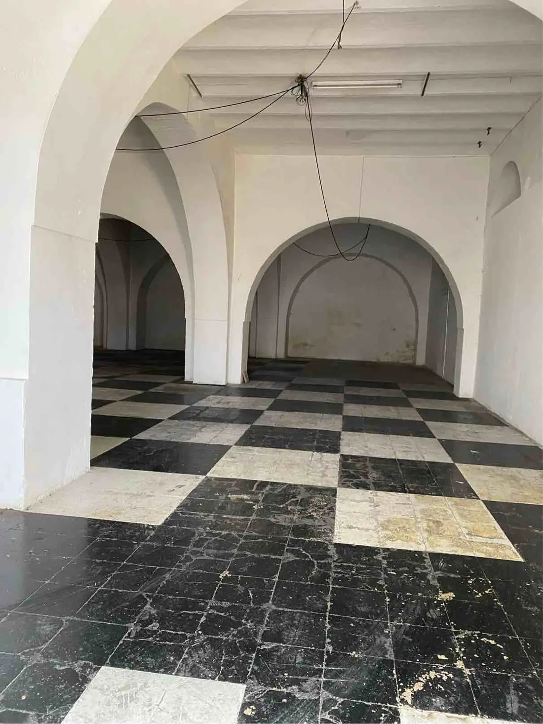 Magazzini E Locali Di Deposito · Bernalda