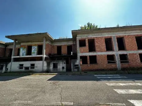 Fabbricato In Corso Di Costruzione · Rodigo