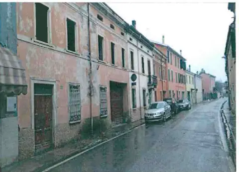 Fabbricato In Corso Di Costruzione all'asta a Viadana (MN)