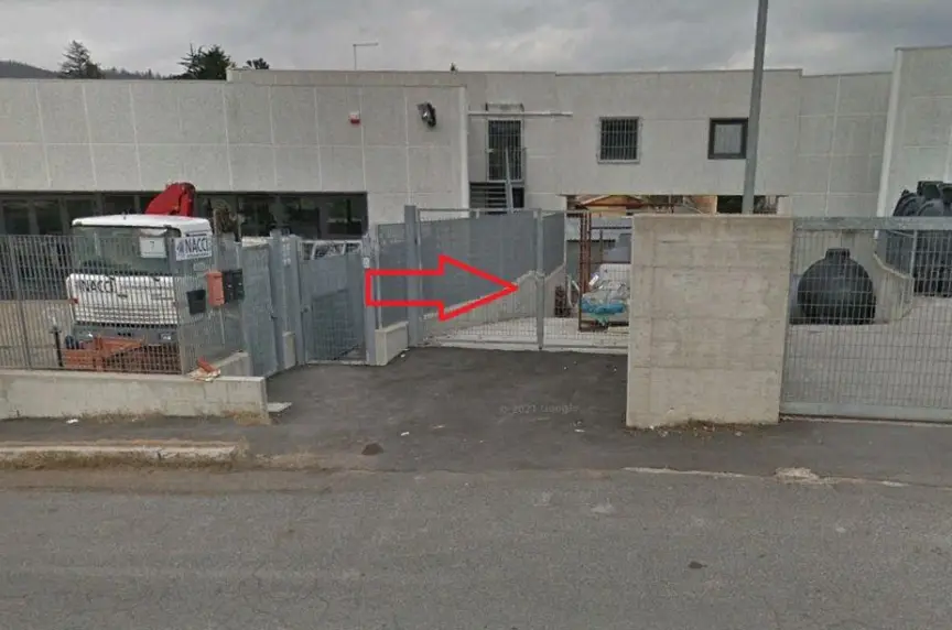 Magazzini E Locali Di Deposito · Manziana
