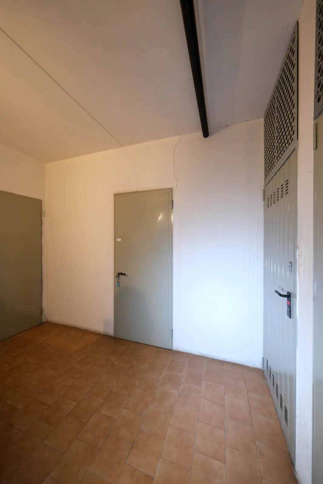 Magazzini E Locali Di Deposito · Pessano con Bornago