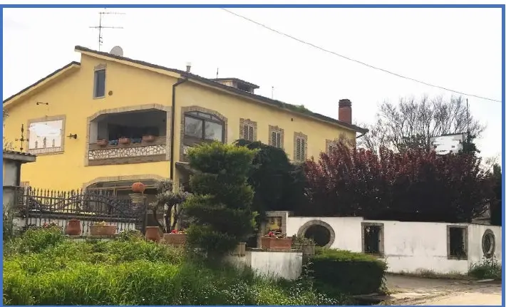 Abitazione In Ville · Pollutri