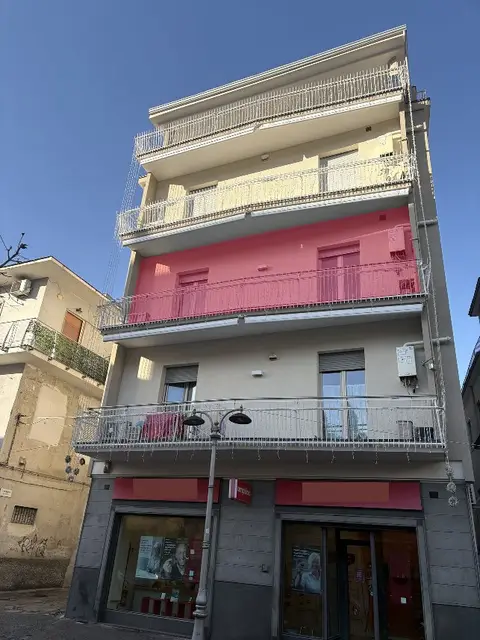 Abitazione Di Tipo Civile all'asta a Giugliano in Campania (NA)