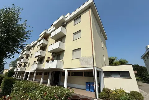 Abitazione Di Tipo Civile all'asta a Mirandola (MO)