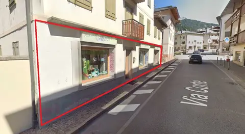 Negozi, Botteghe all'asta a Auronzo di Cadore (BL)