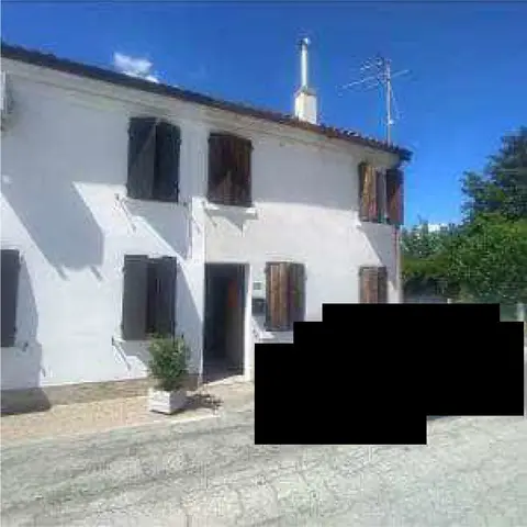 Abitazione Di Tipo Economico all'asta a Polesella (RO)