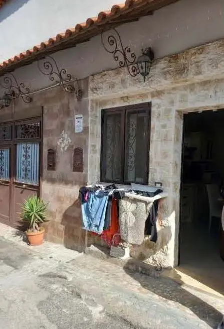 Abitazione Di Tipo Economico · Napoli