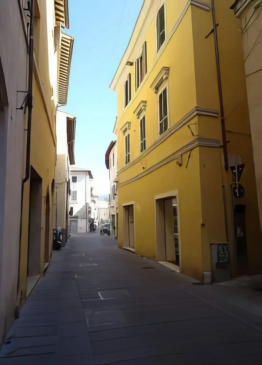 Fabbricati Costruiti Per Esigenze Commerciali · Foligno
