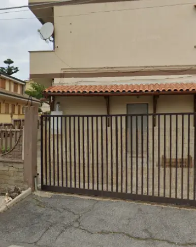 Garage O Autorimessa · Pomezia